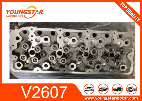حديد الصب الصلب كاملة رأس الاسطوانة Assy ل KUBOTA V2607