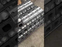 كومينز محرك الديزل رأس الاسطوانة Assy K19 3811985 المادة الحديدية