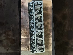 إسوزو 6BD1 رأس أسطوانة المحرك ASSY / إسوزو NPR 6BD1 5.7 الديزل 8V 4CYL